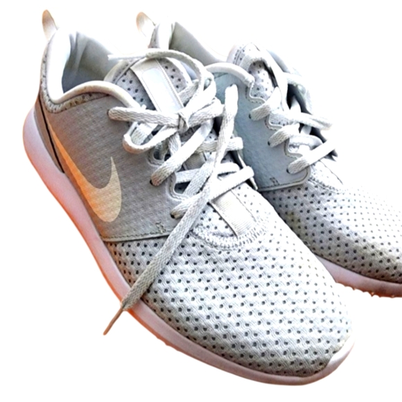 Tour Golf Shoe Nike Roshe G Tour Pure Platinum Nike Roshe G Pure